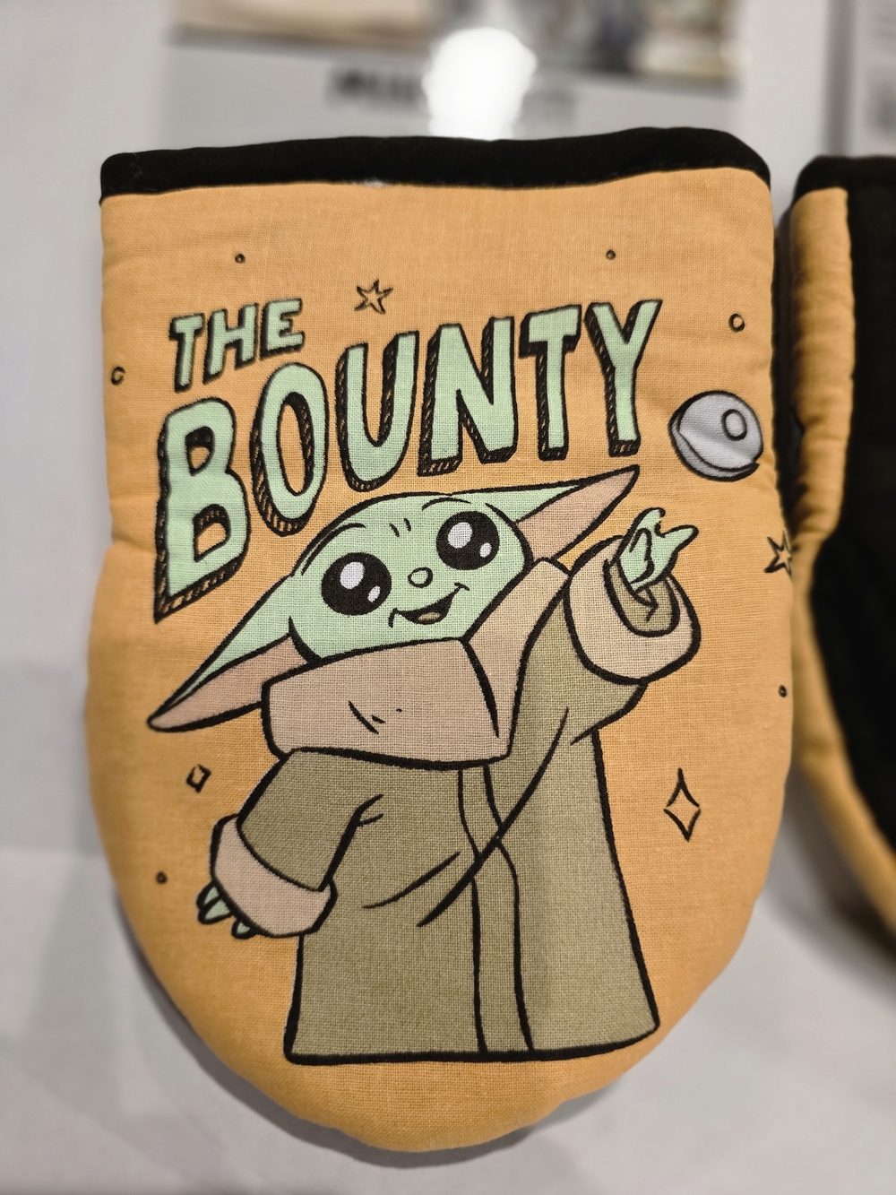 Star Wars Baby Yoda Orange and Black Mini Mitts Mandolorian